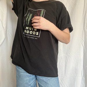graphic tee